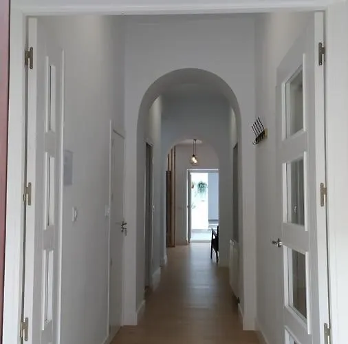 Casa Iulia Emerita Parking Gratis Дом отдыха Мерида