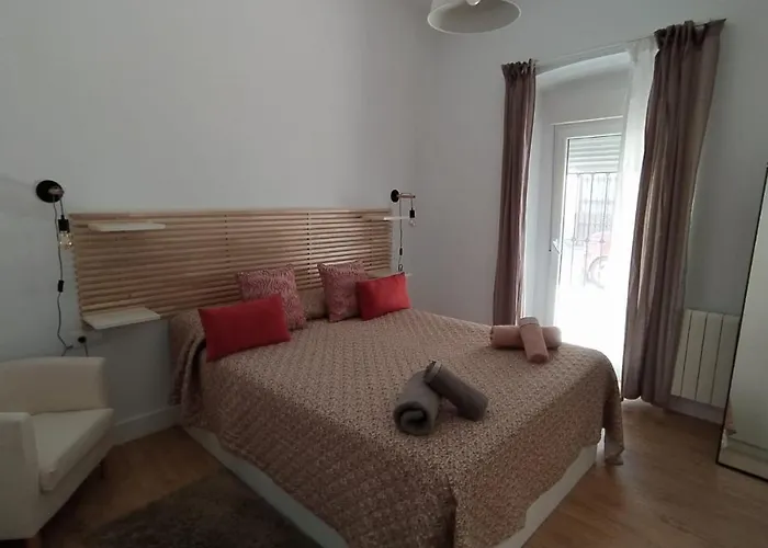 Casa Iulia Emerita Parking Gratis Дом отдыха